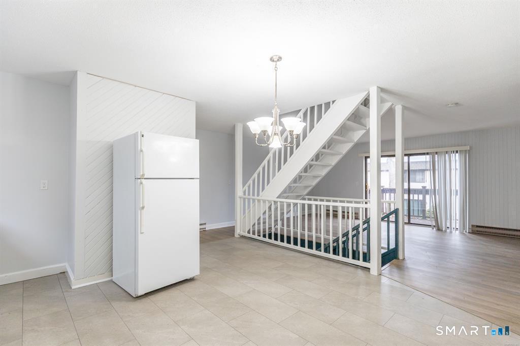 3 Pebblestone Circle Suffield CT 06078