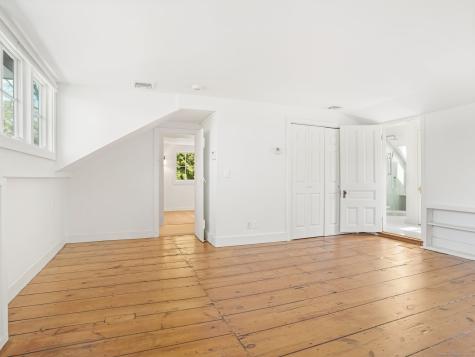 168 Rowayton Avenue Norwalk CT 06853