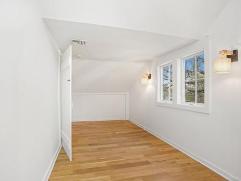 168 Rowayton Avenue Norwalk CT 06853