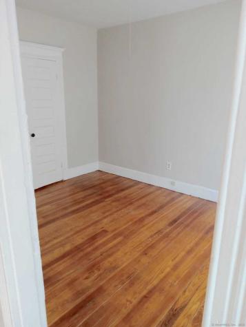 121 Lounsbury Street Waterbury CT 06706
