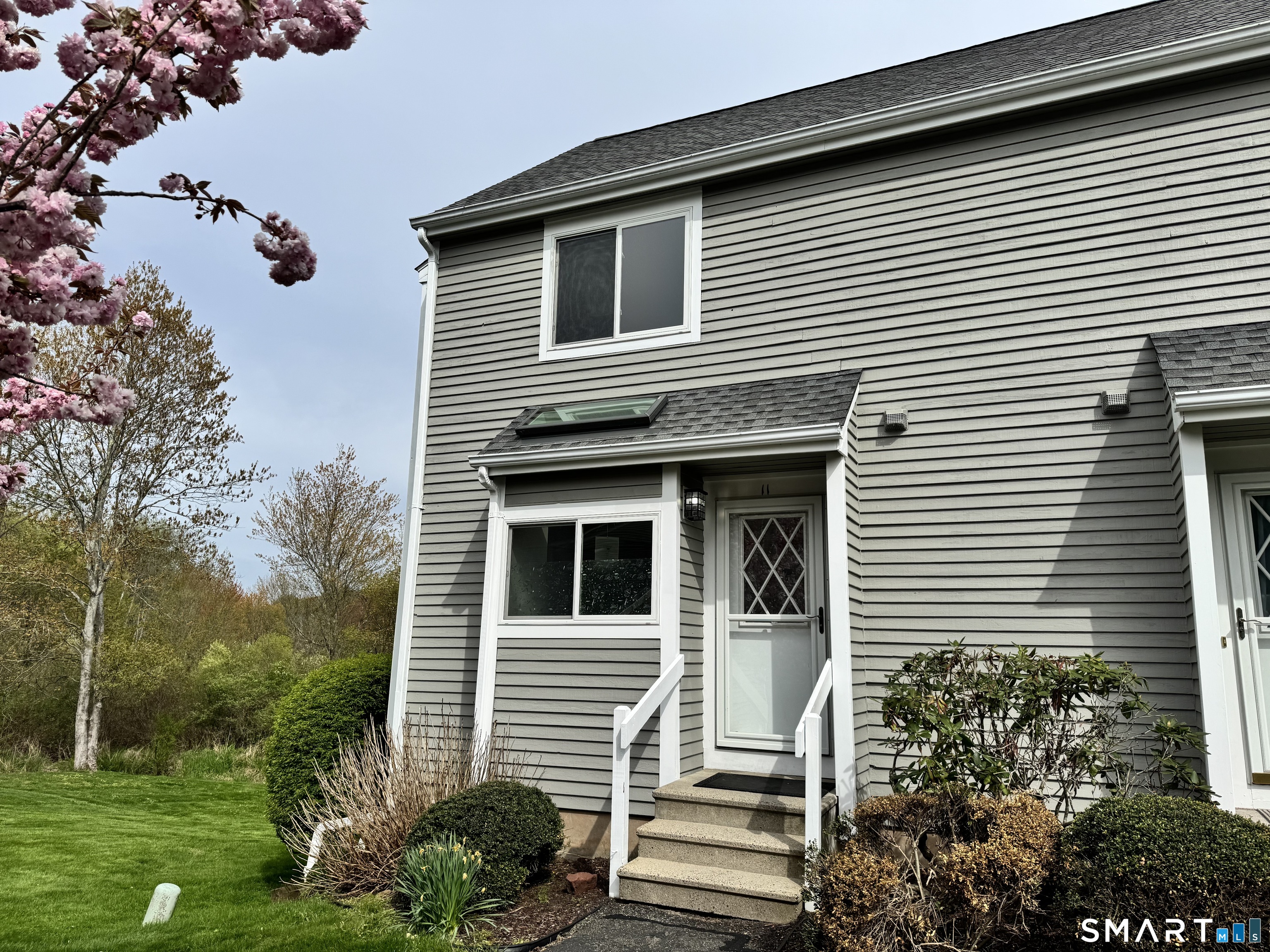 11 Hilltop Drive Simsbury CT 06089