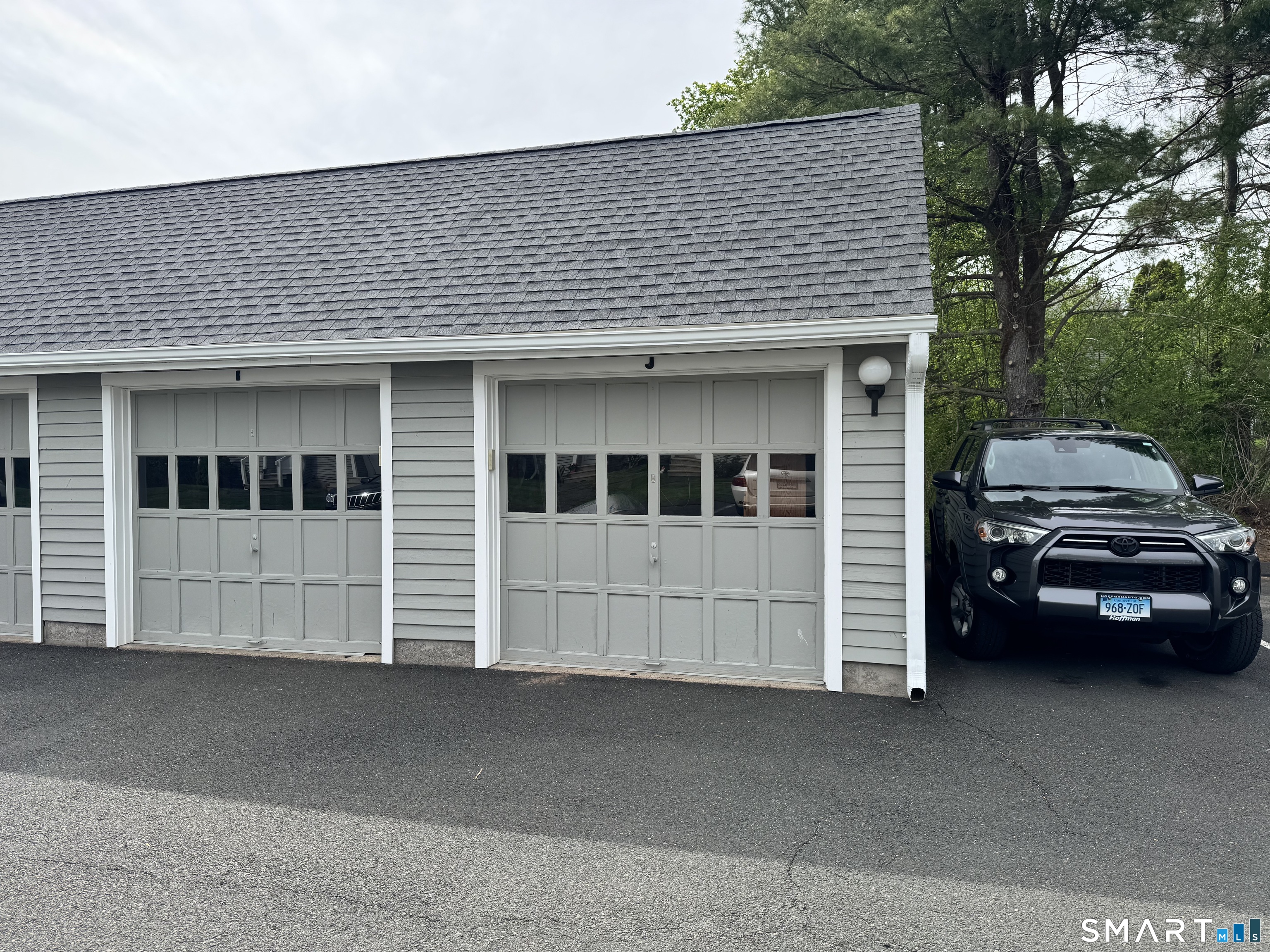 11 Hilltop Drive Simsbury CT 06089