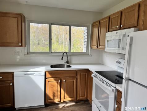 11 Hilltop Drive Simsbury CT 06089