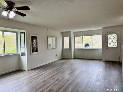 11 Hilltop Drive Simsbury CT 06089