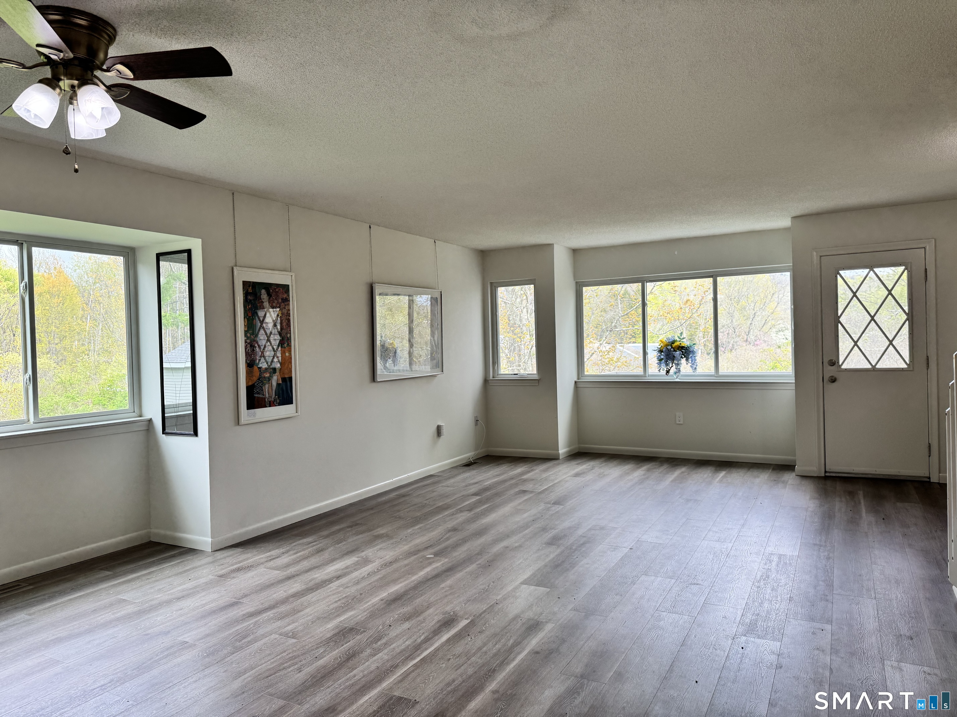 11 Hilltop Drive Simsbury CT 06089
