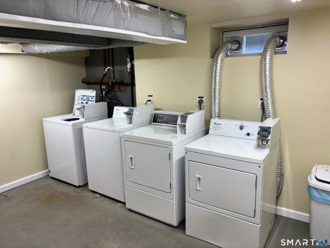 8 Canterbury Lane Clinton CT 06413