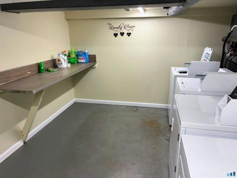 8 Canterbury Lane Clinton CT 06413