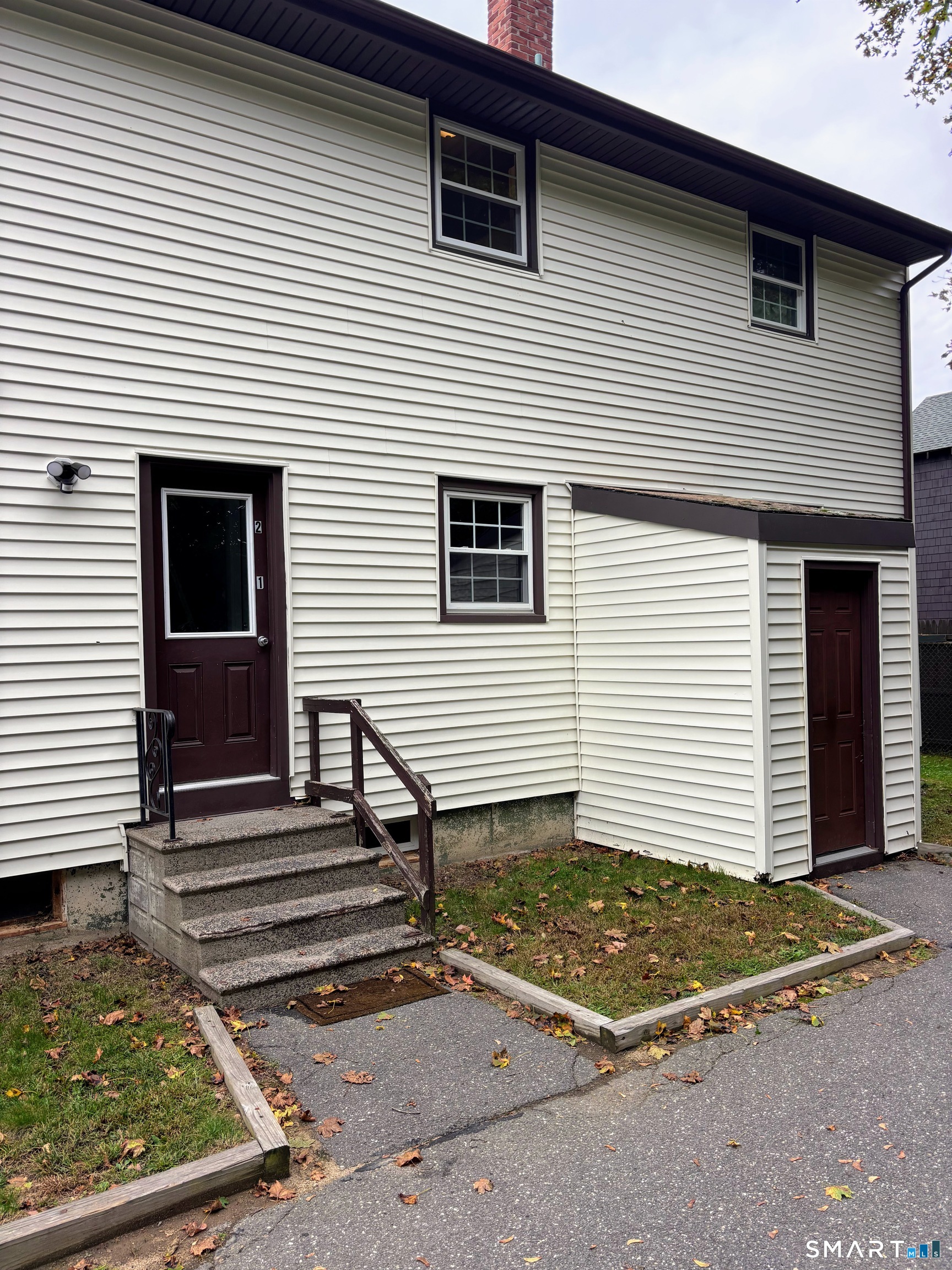 8 Canterbury Lane Clinton CT 06413