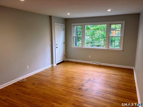 8 Canterbury Lane Clinton CT 06413