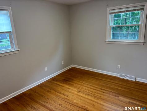 8 Canterbury Lane Clinton CT 06413