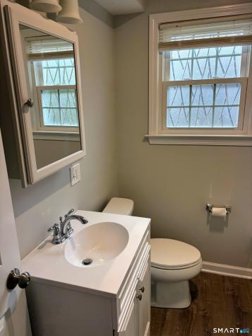 8 Canterbury Lane Clinton CT 06413