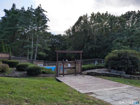 44 Great Meadow Lane Farmington CT 06032