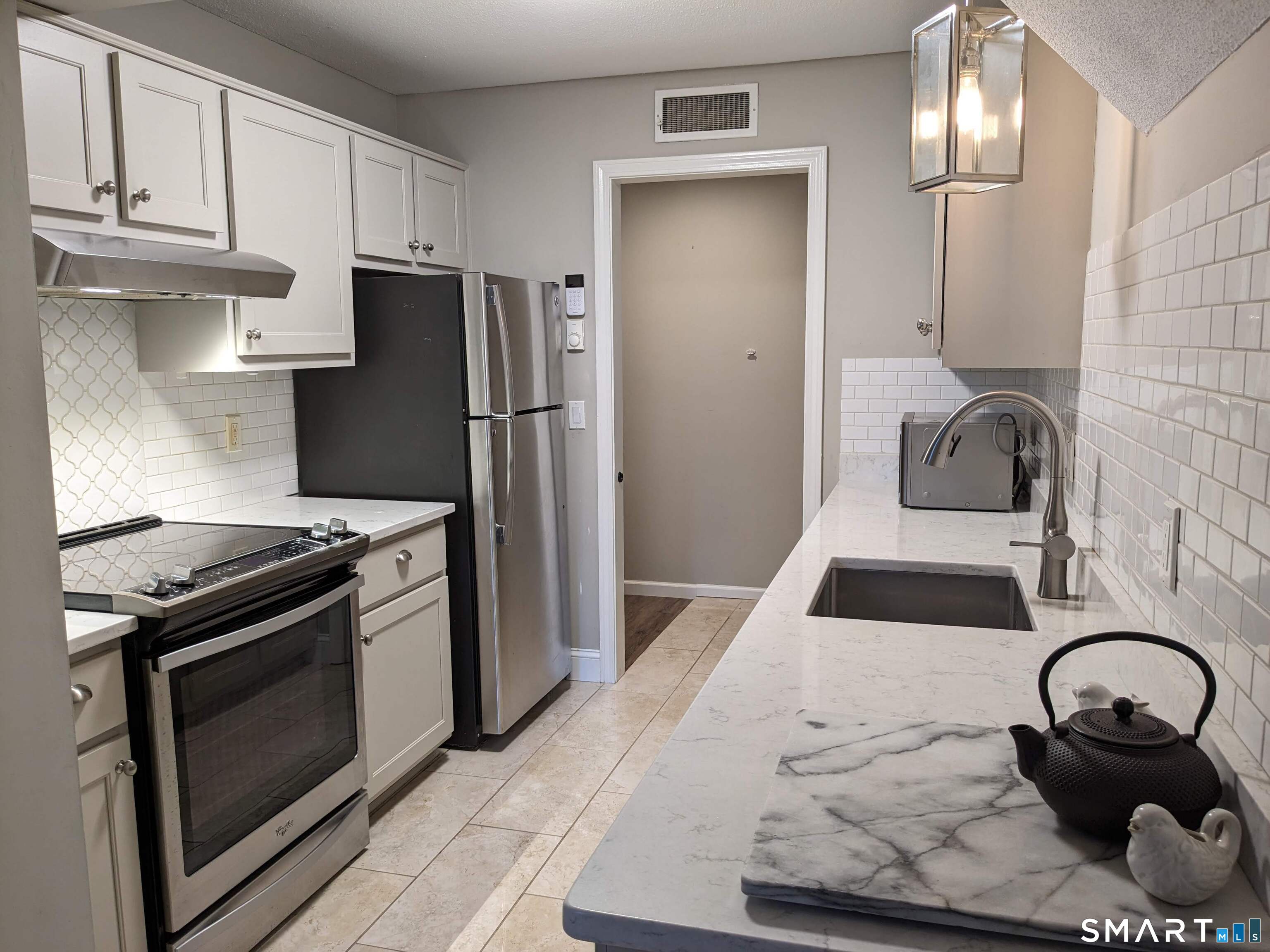 44 Great Meadow Lane Farmington CT 06032