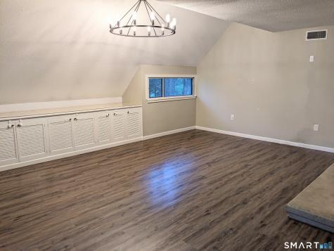 44 Great Meadow Lane Farmington CT 06032