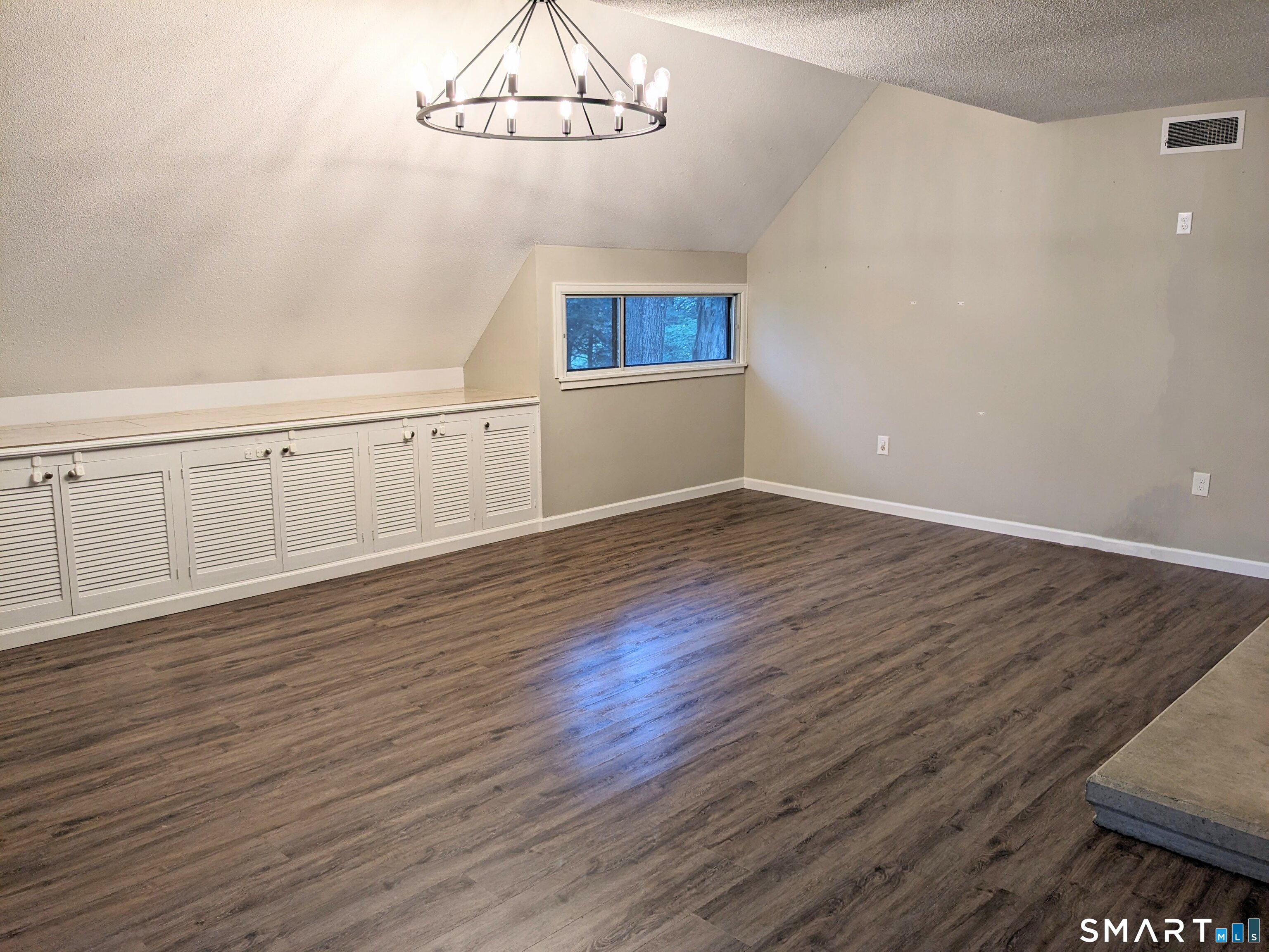 44 Great Meadow Lane Farmington CT 06032