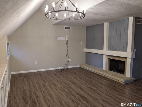 44 Great Meadow Lane Farmington CT 06032