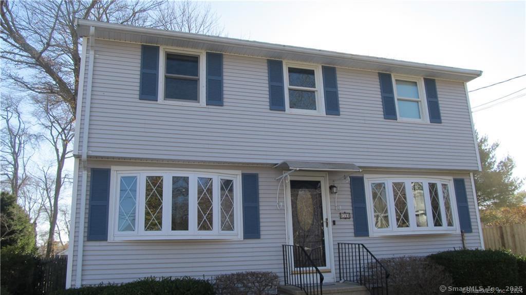 18 Brightwater Road East Lyme CT 06357