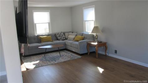 18 Brightwater Road East Lyme CT 06357