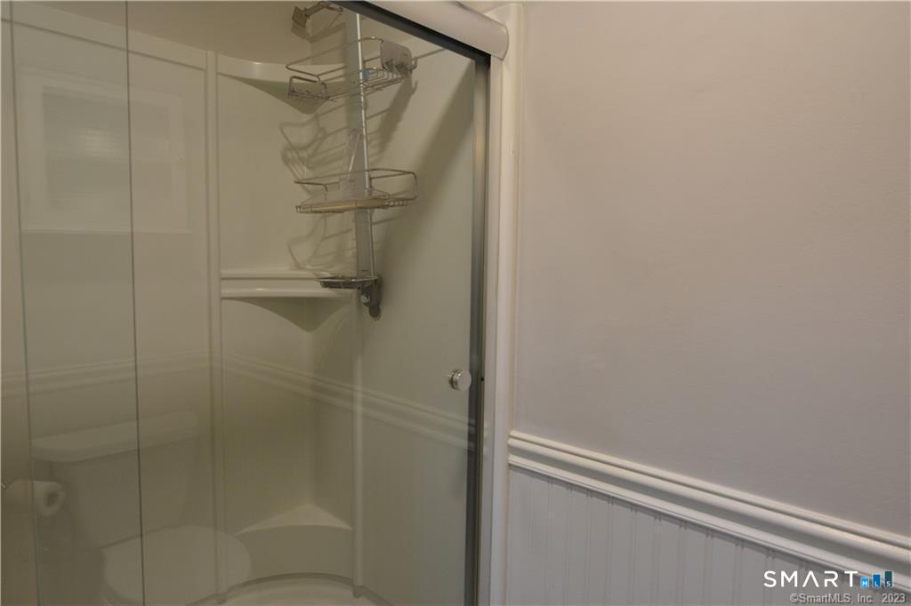 12 Hitching Post Lane Glastonbury CT 06033