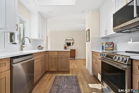 8 Millard Street Fairfield CT 06824