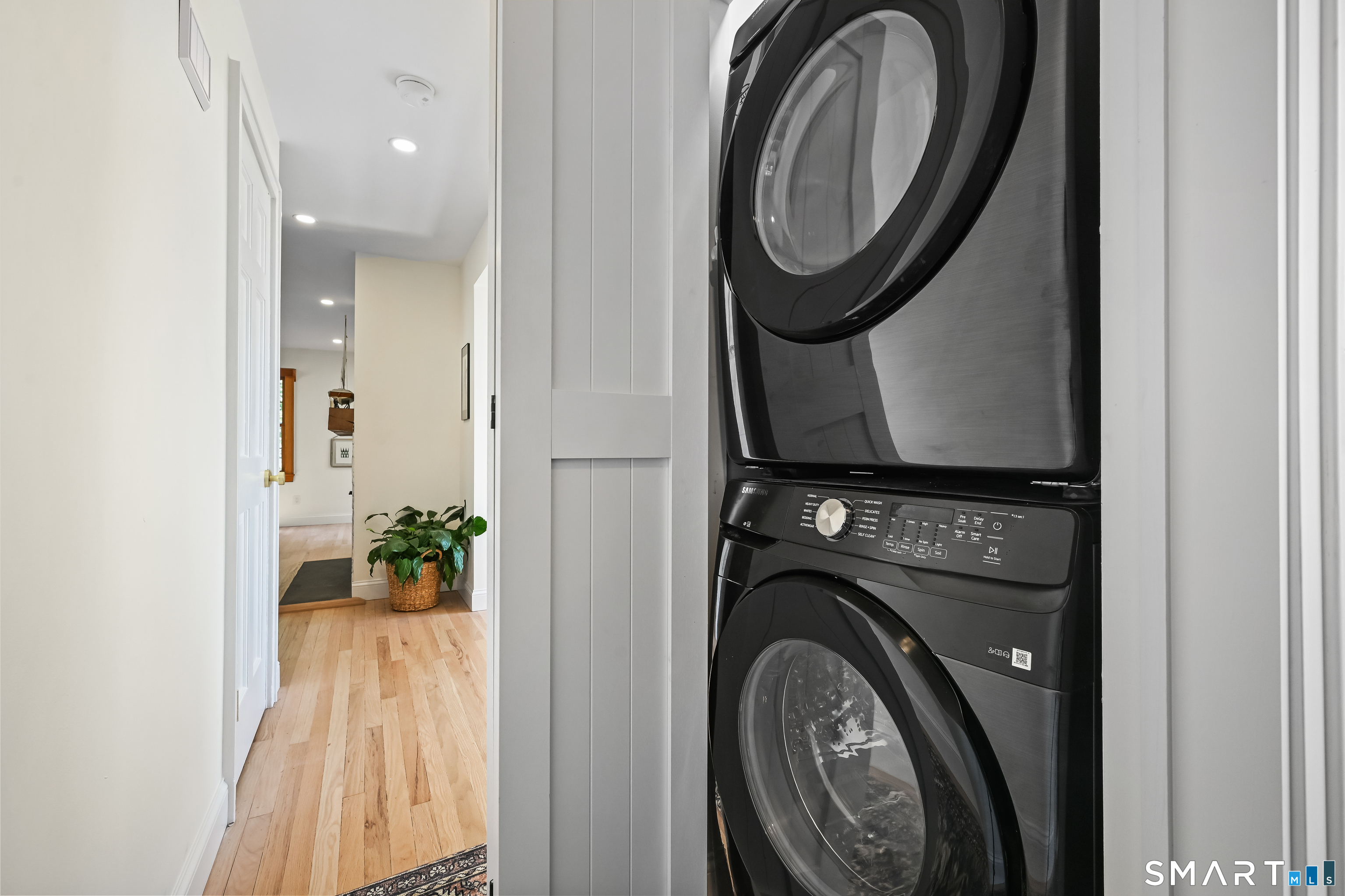 8 Millard Street Fairfield CT 06824