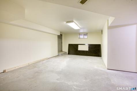 24 Hollow Wood Lane Greenwich CT 06831