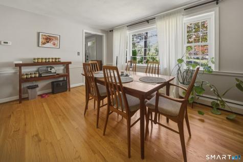32 Fox Den Road Avon CT 06001