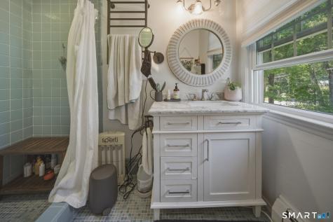 32 Fox Den Road Avon CT 06001