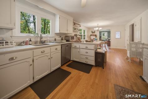 32 Fox Den Road Avon CT 06001