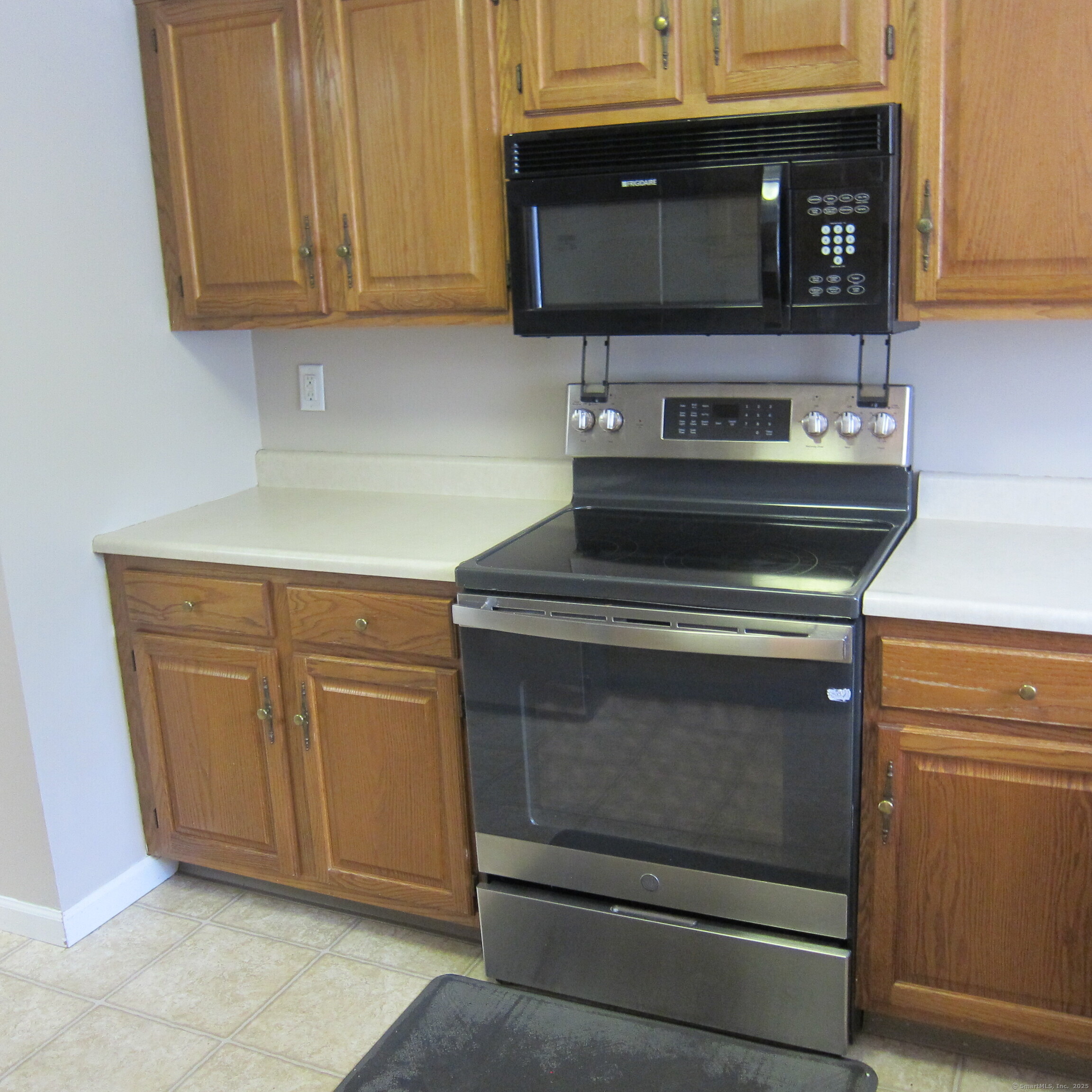 5 West Meadow Lane Middletown CT 06457