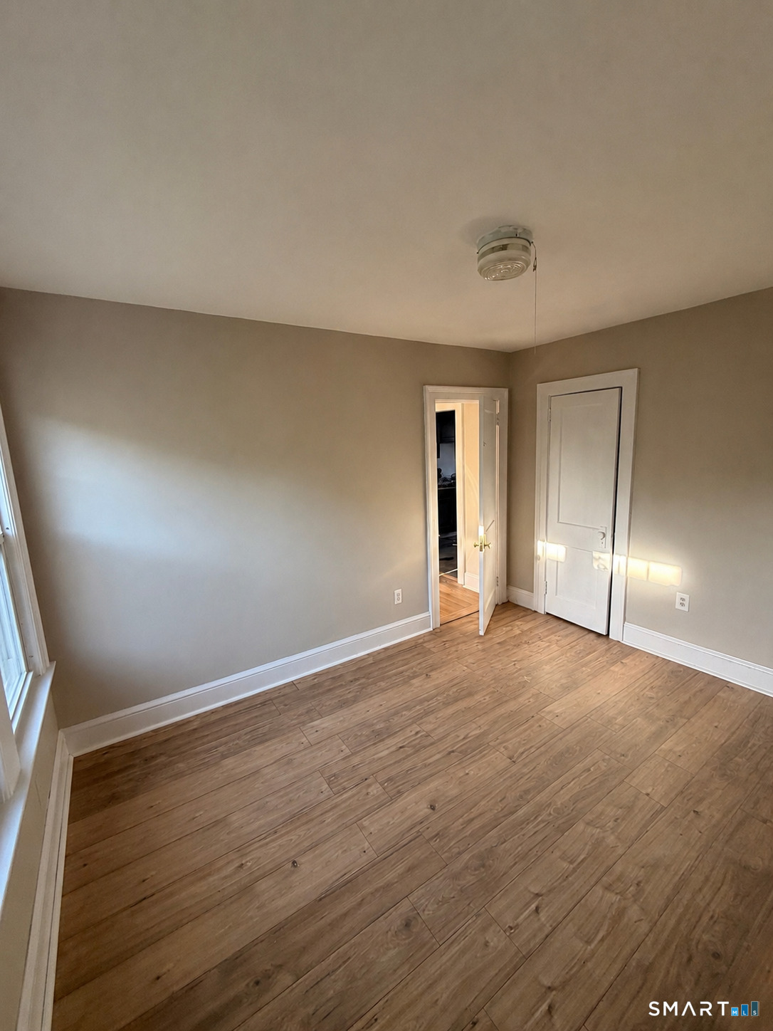 6-8 Fuller Avenue East Hartford CT 06108