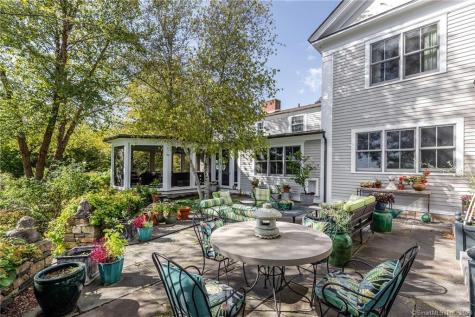 4 Juniper Ledge Lane Salisbury CT 06039