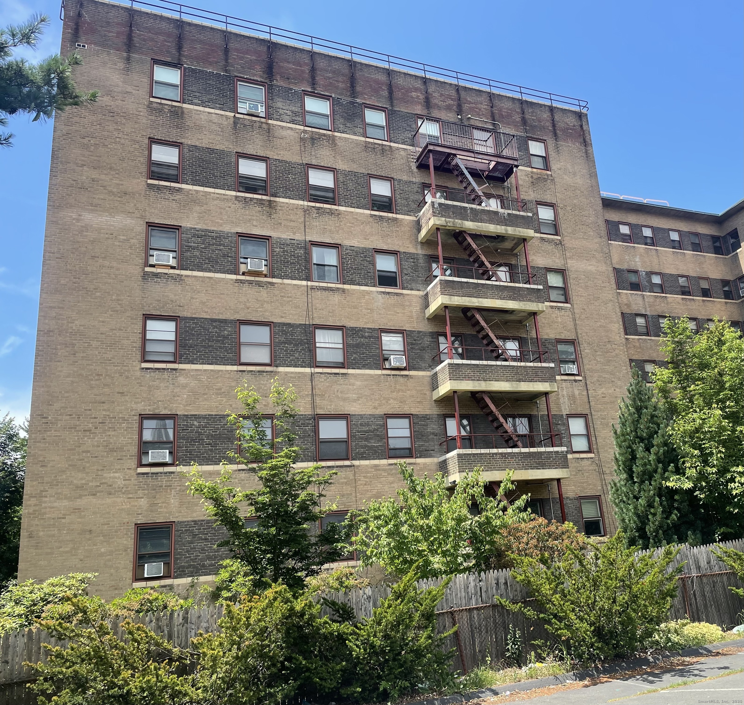 230 Farmington Avenue Hartford CT 06105