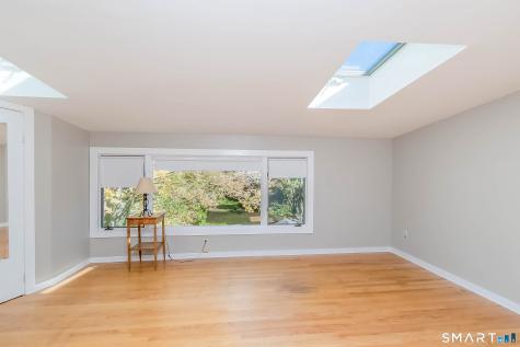798 Mill Plain Road Fairfield CT 06824