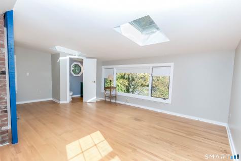 798 Mill Plain Road Fairfield CT 06824