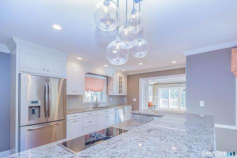 798 Mill Plain Road Fairfield CT 06824