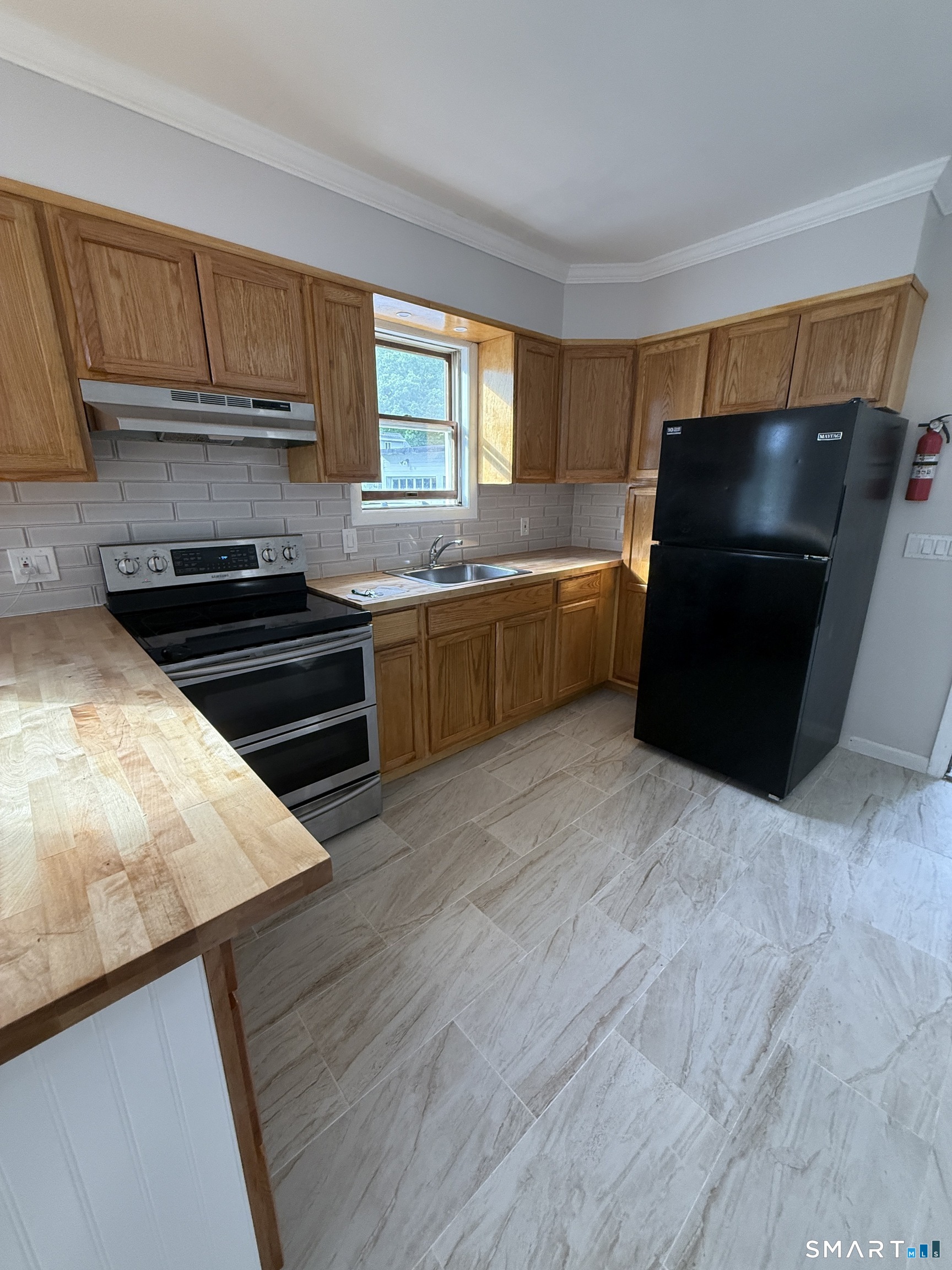 52 Academy Avenue Waterbury CT 06705