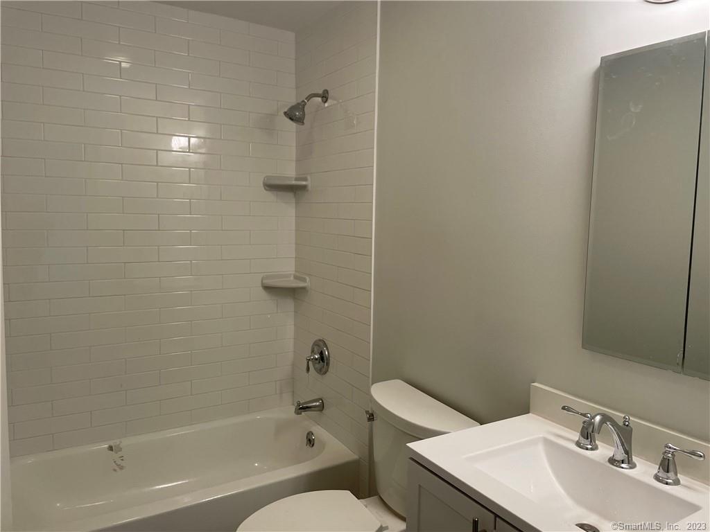 1 Jenyfer Court Shelton CT 06484