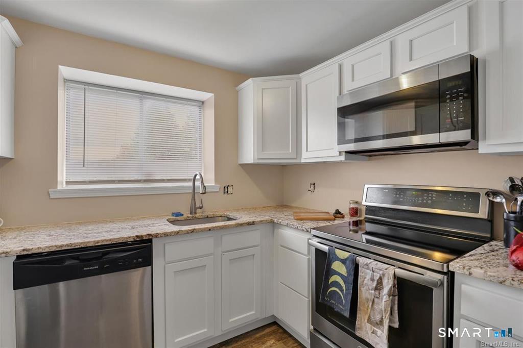 43 Carillon Drive Rocky Hill CT 06067