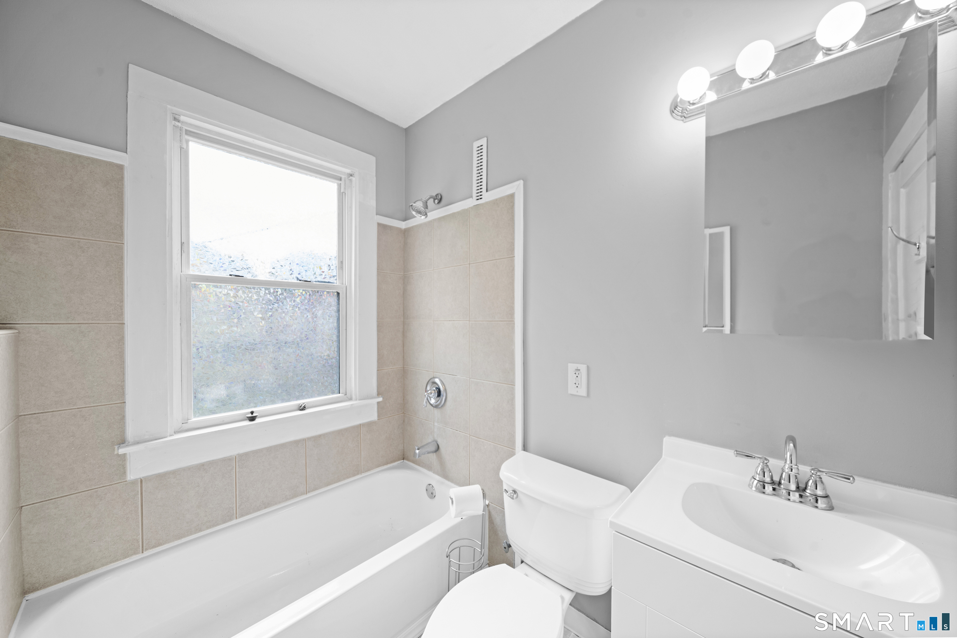 44 Bigelow Avenue Enfield CT 06082