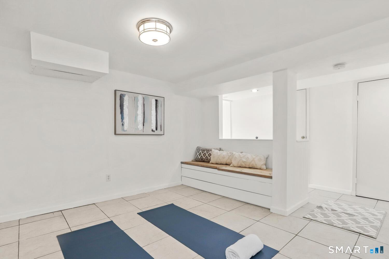 28 Wessels Place Greenwich CT 06830