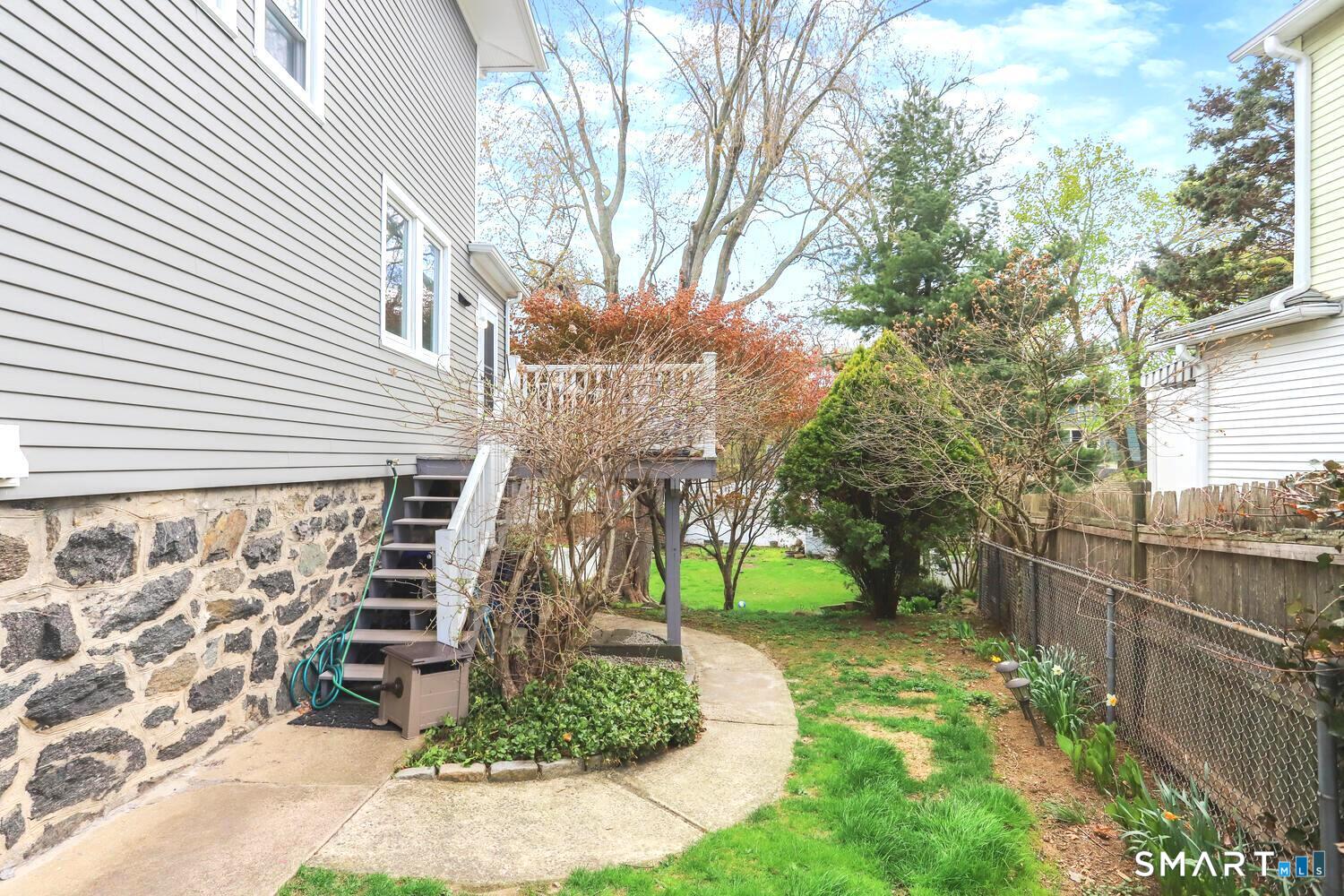 28 Wessels Place Greenwich CT 06830