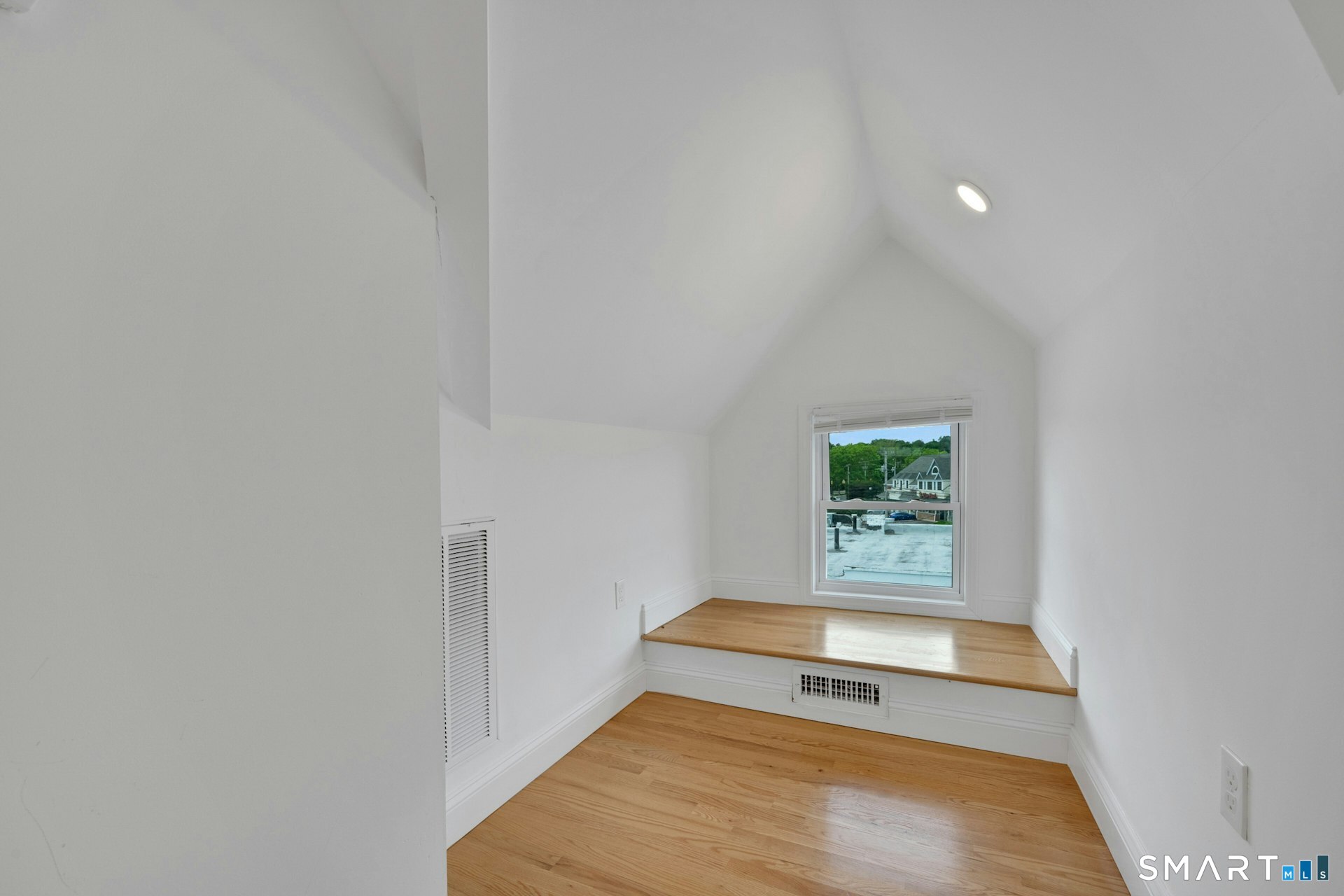 125 Tunxis Hill Road Fairfield CT 06825