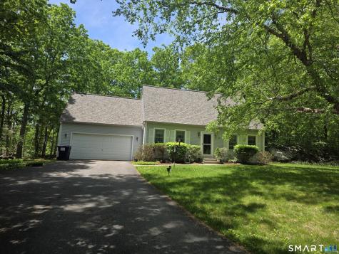 31 Deer Lane Essex CT 06442