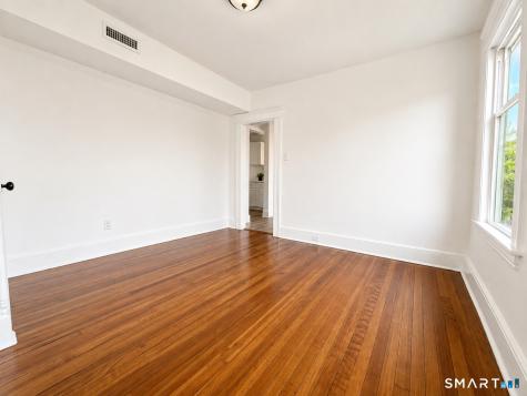545 Huntington Road Bridgeport CT 06610