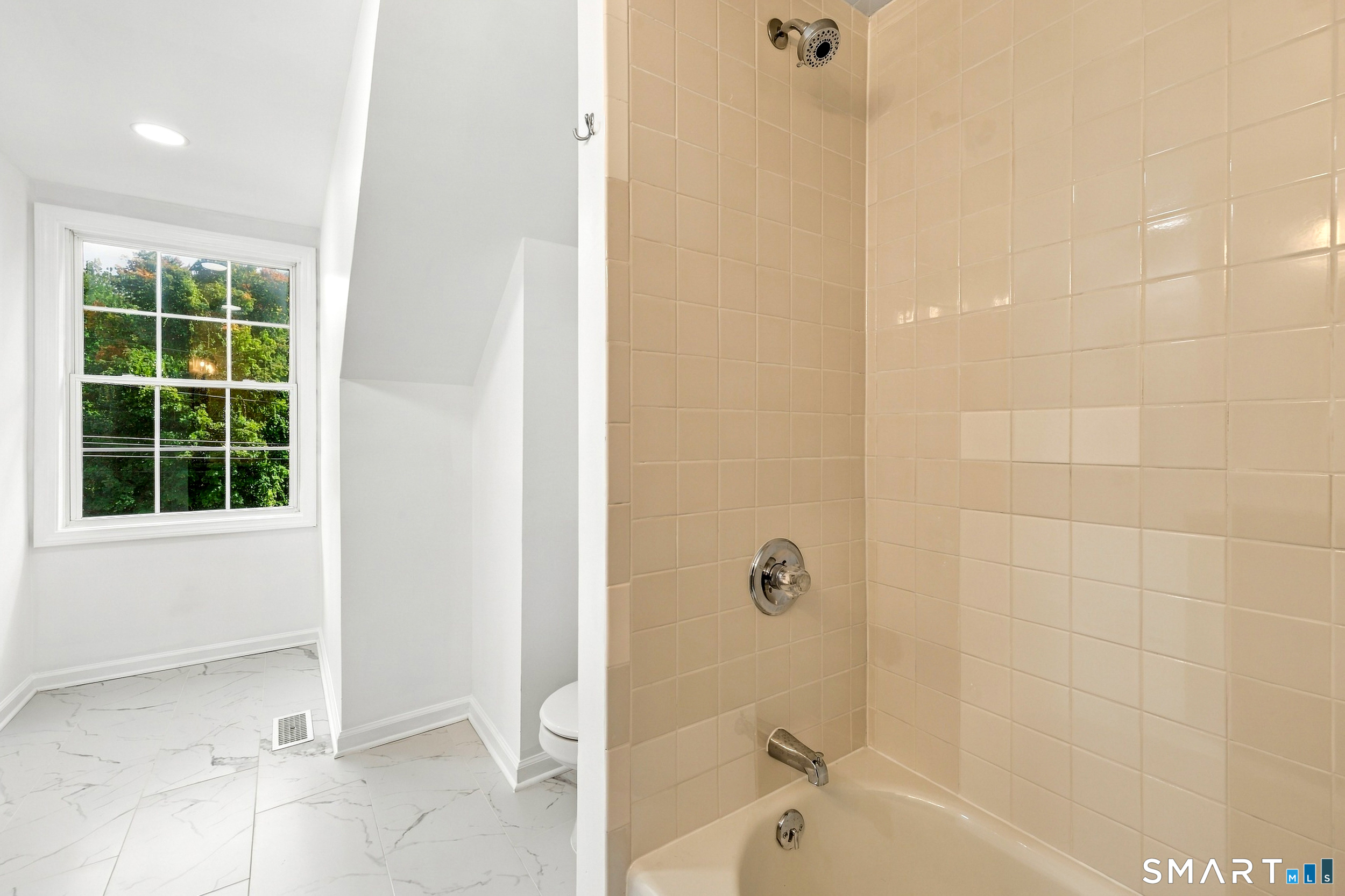 46 Morgan Avenue Danbury CT 06810