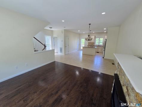 10 Oak Meadows Drive Brookfield CT 06804