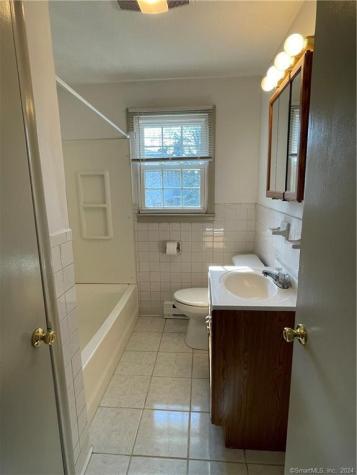 22 College Street Clinton CT 06413