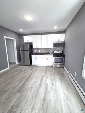 63 W. Liberty Street Waterbury CT 06706