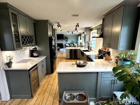 6 Beaver Dam Trail Old Saybrook CT 06475